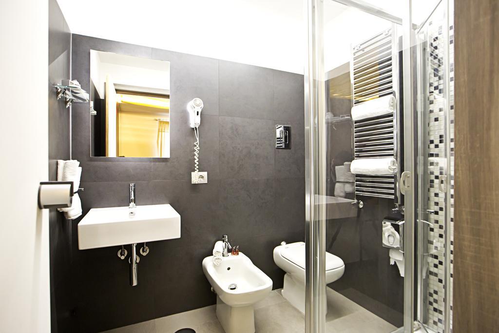 Hotel Tiro A Volo Pozzuoli Luaran gambar