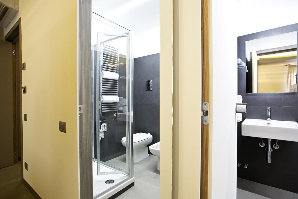 Hotel Tiro A Volo Pozzuoli Luaran gambar