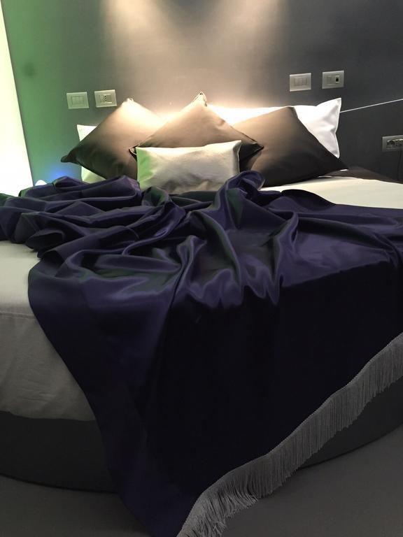 Hotel Tiro A Volo Pozzuoli Luaran gambar